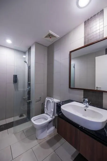 Deluxe Seaview Suite King Bed By The Only Bnb Tanjung Tokong